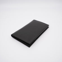 Load image into Gallery viewer, AG Wallets RFID Long 20 Credit Card Organizer &amp; Leather Wallet

