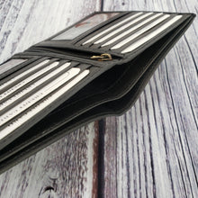 Load image into Gallery viewer, AG Wallets Men&#39;s Leather Hipster Bifold Wallet with RFID Protection and 2 ID Windows

