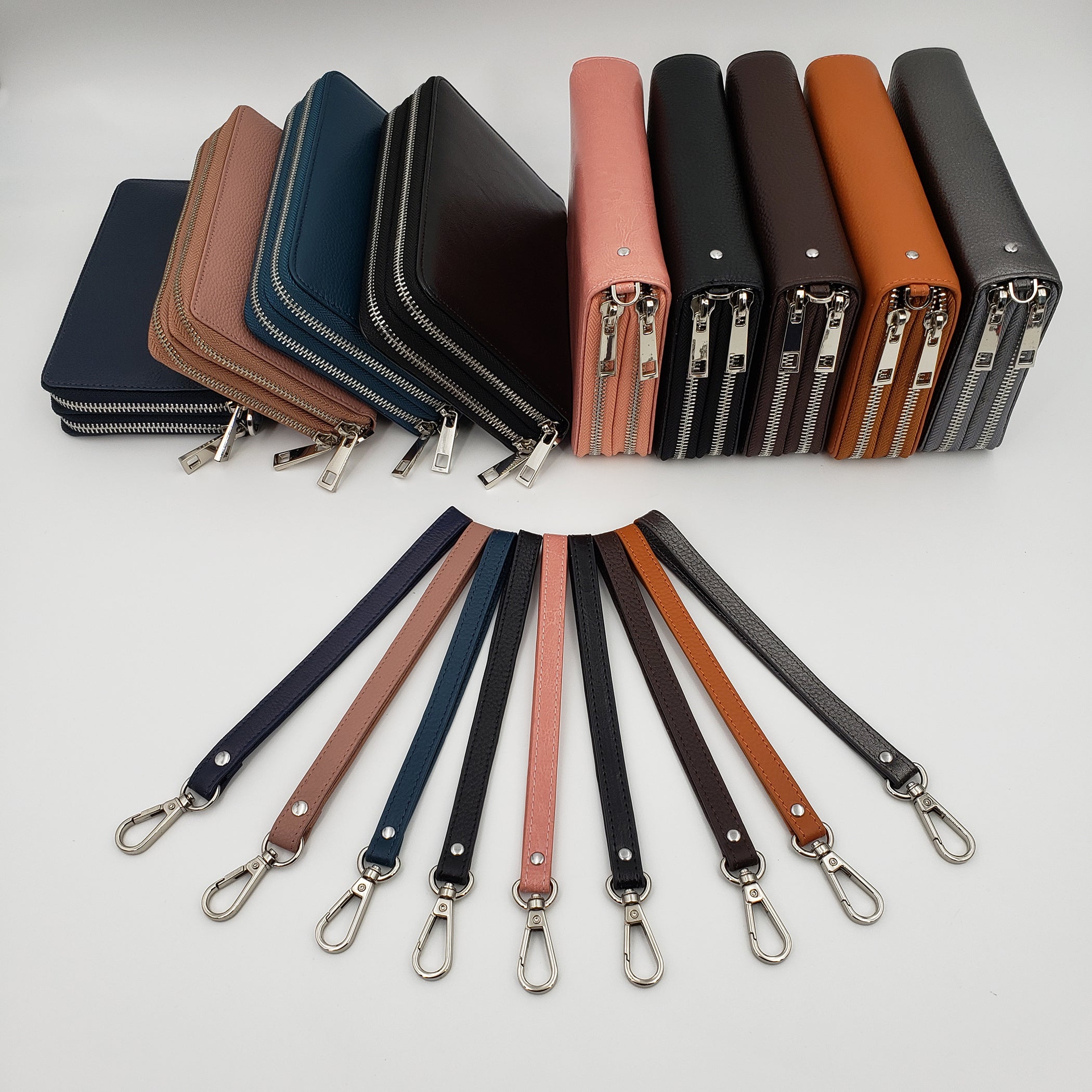 Women’s RFID Wristlet Wallet – Top-Grain Cowhide Leather – AG Wallets